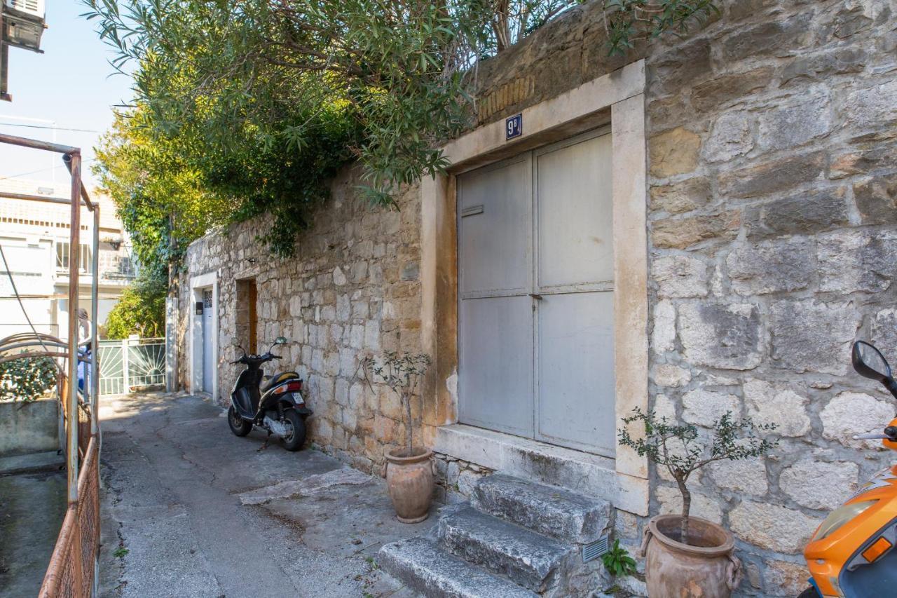 Apartment Peaceful Oasis Makarska Esterno foto